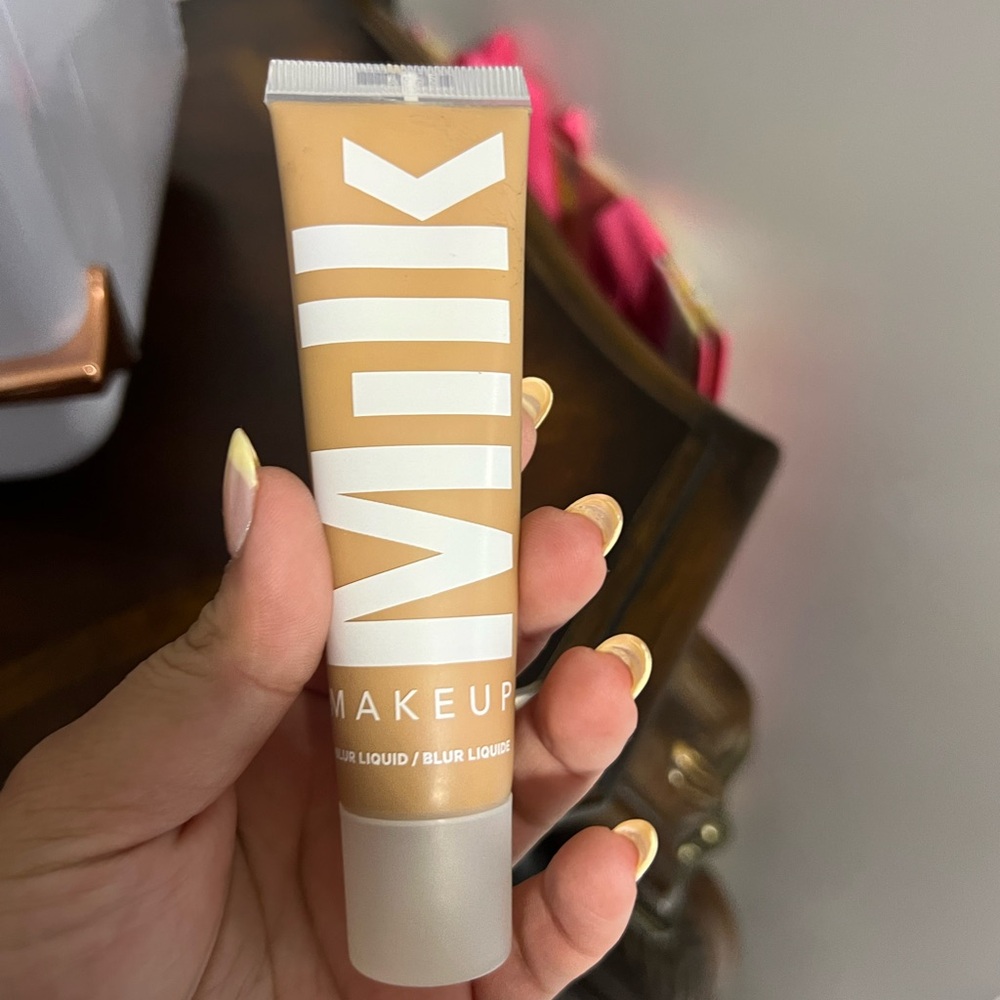 Milk foundation